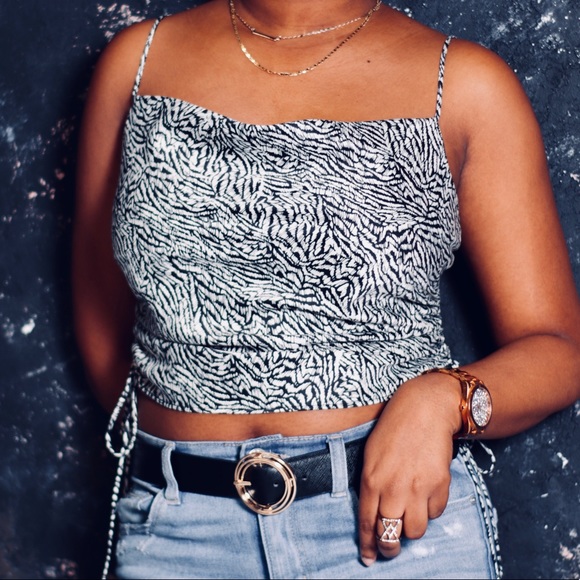 Drawstring crop top❤️ - Picture 1 of 1